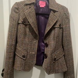 Cute 2-piece blazer and skirt suit. Brand Phoebe. Size 4. Lightly worn.